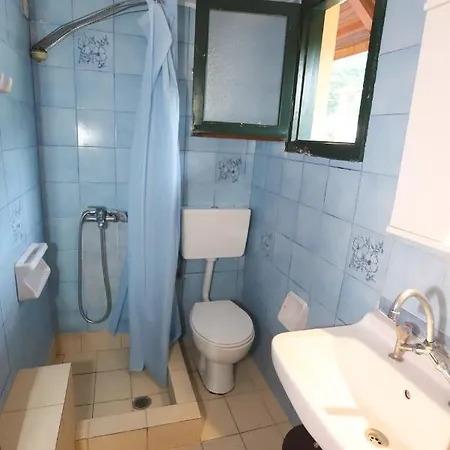 Apartment Cosy Budget To Rent In Corfu