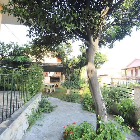 Cosy Budget To Rent In Corfu